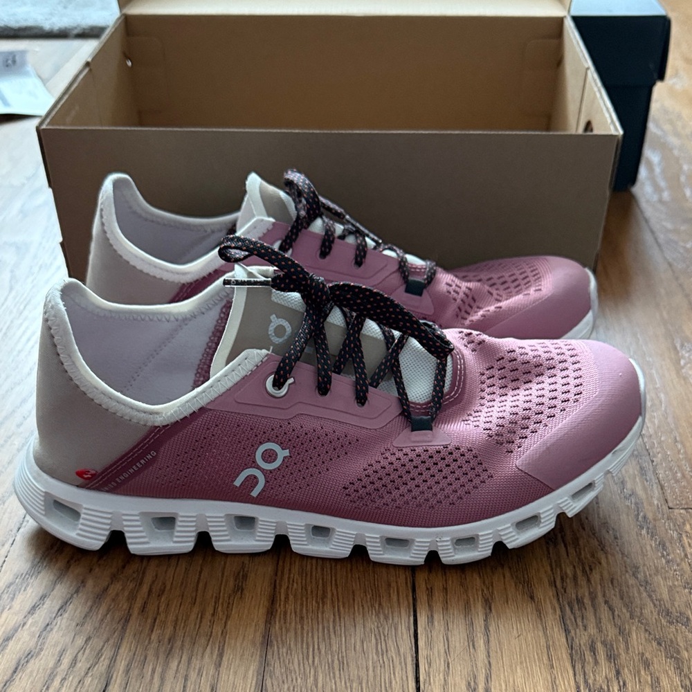 On Running Women's Athletic Shoes in Pink and White